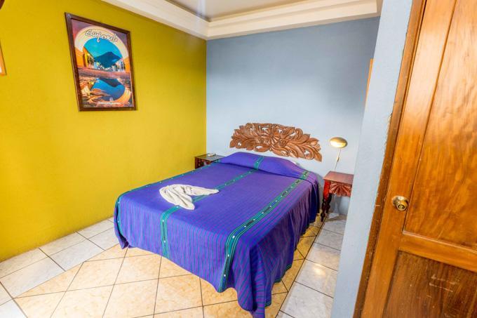 Hoteles Kakchiquel パナハチェル エクステリア 写真